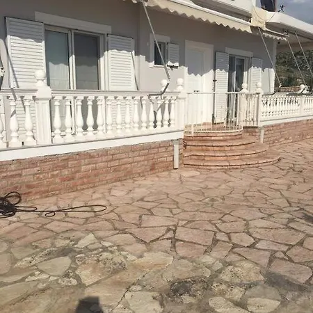 Giulia Beach House ヴィラ *