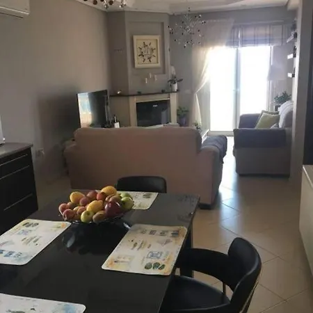 Giulia Beach House Villa *